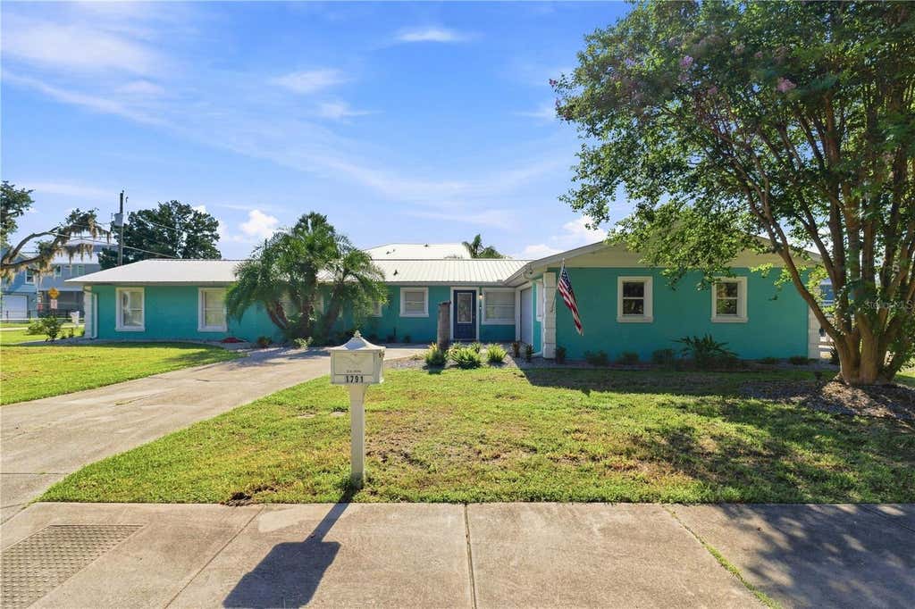 Photo of 1791 NW 21st Court, Crystal River, FL 34428 (MLS # G5116384)