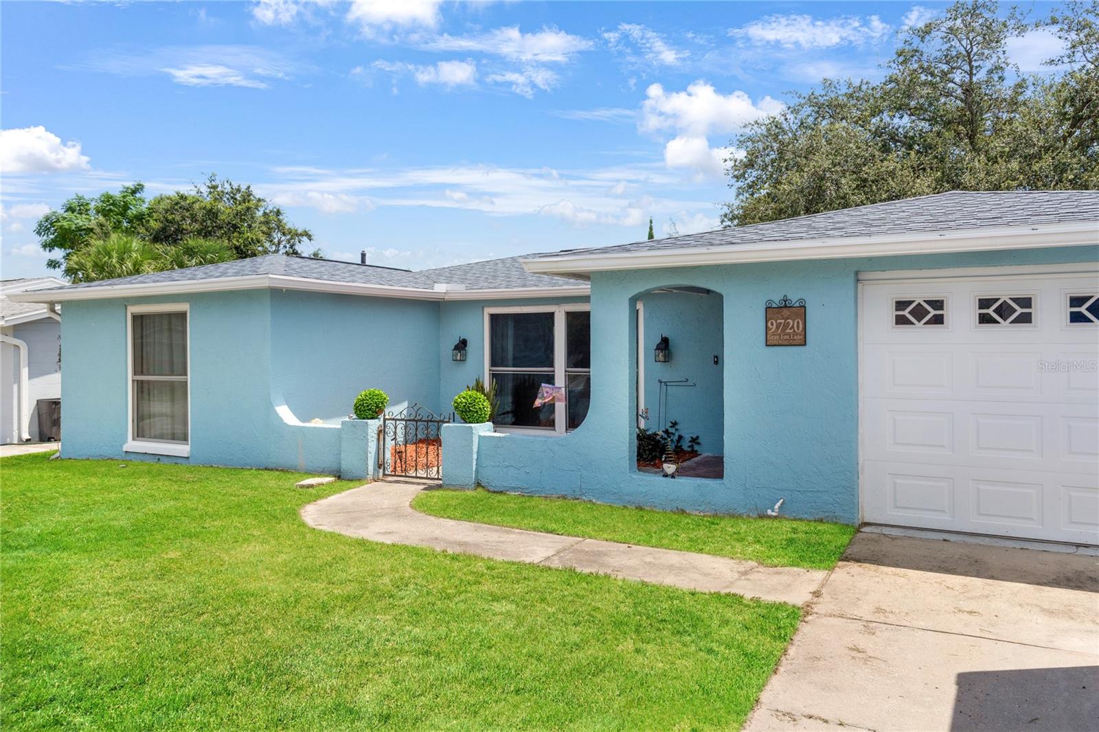 9720 GRAY FOX LANE