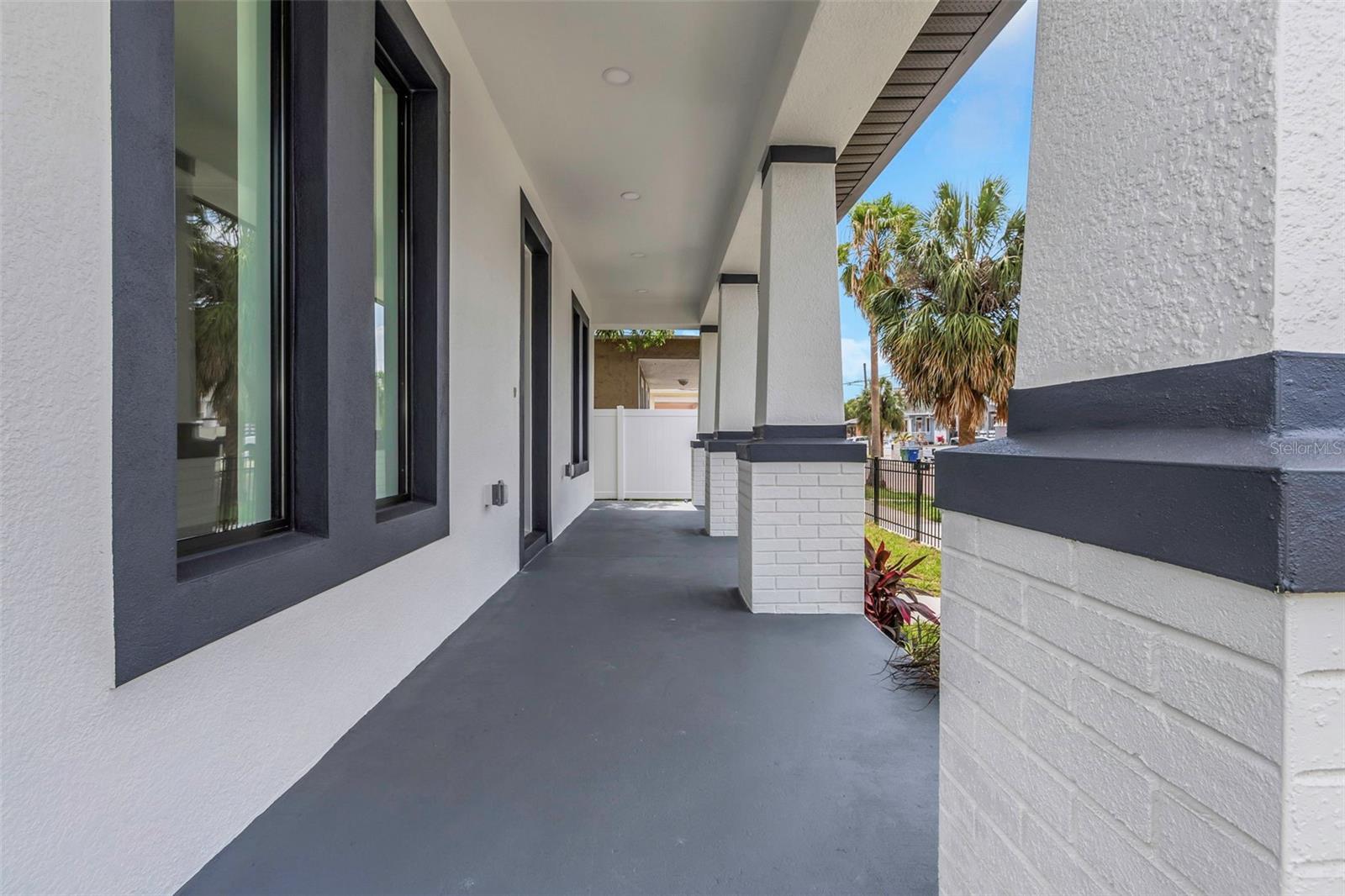2328 W LA SALLE STREET