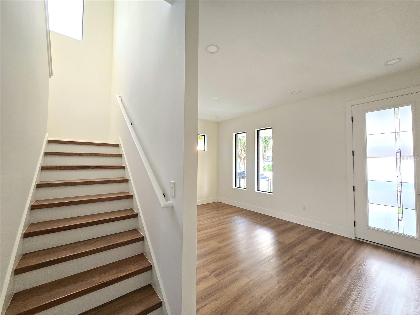 2328 W LA SALLE STREET
