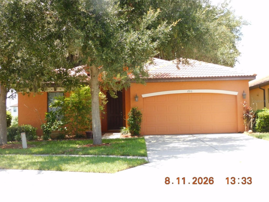 Photo of 2916 Casabella Drive, Kissimmee, FL 34744 (MLS # S5155242)