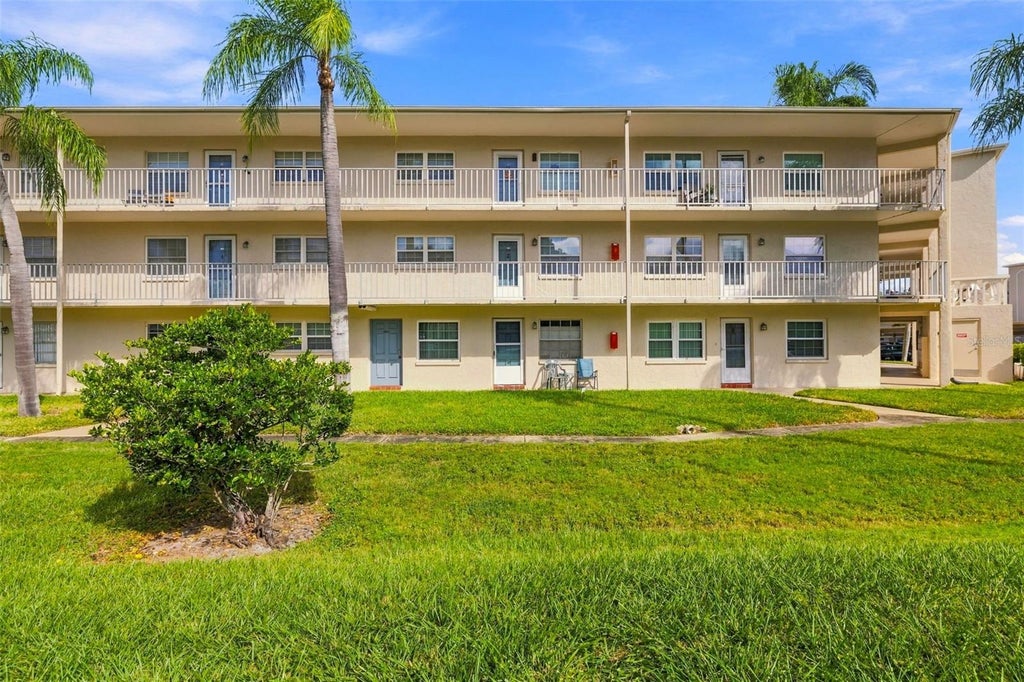Photo of 960 Virginia Street #206, Dunedin, FL 34698 (MLS # TB8562970)