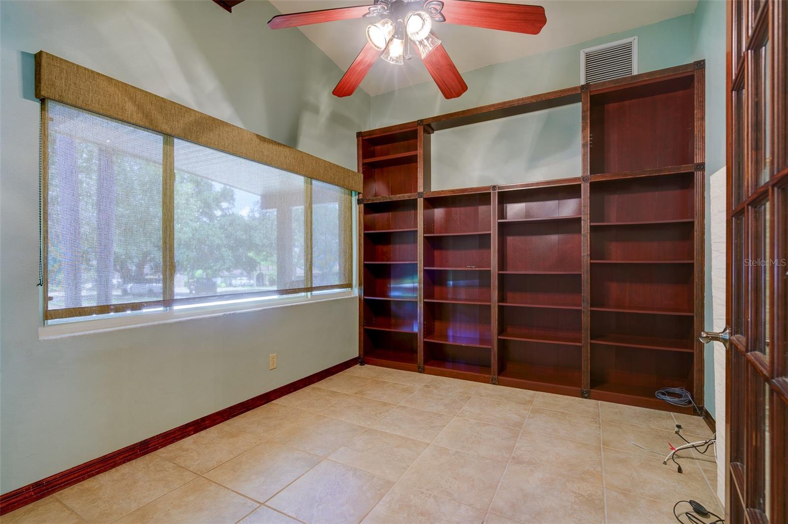 EAGLES NEST GARDENS ESTATES - Residential Lease