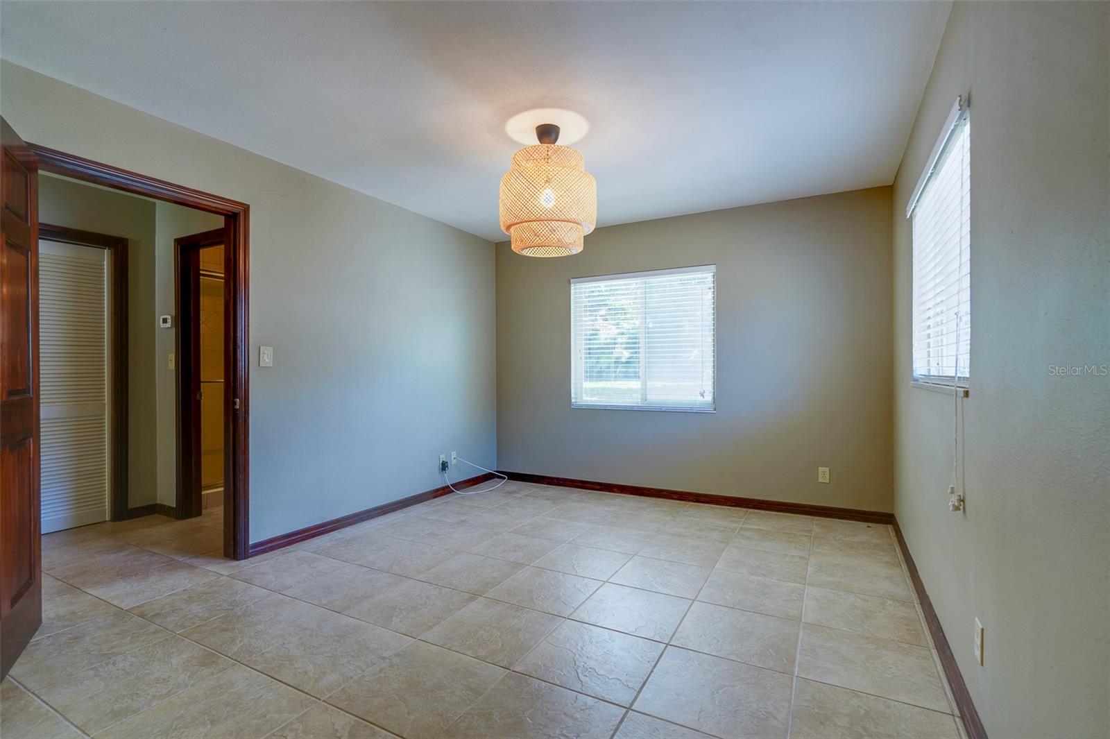 EAGLES NEST GARDENS ESTATES - Residential Lease