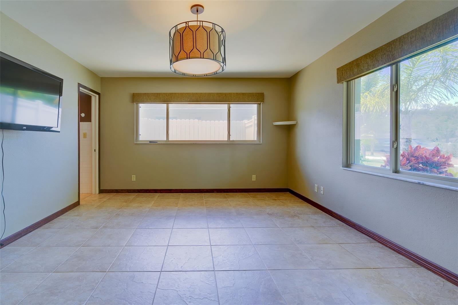 EAGLES NEST GARDENS ESTATES - Residential Lease