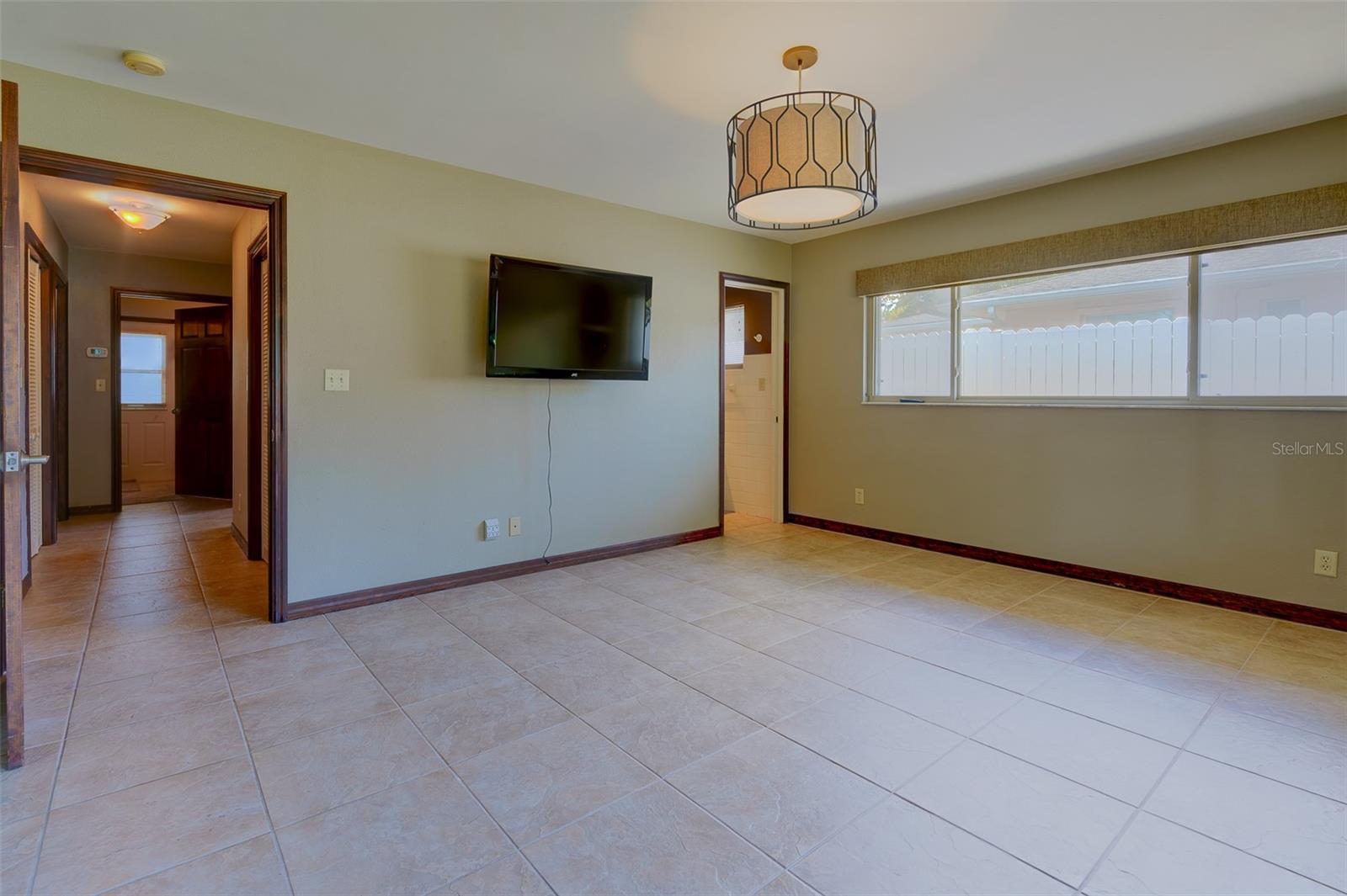 EAGLES NEST GARDENS ESTATES - Residential Lease