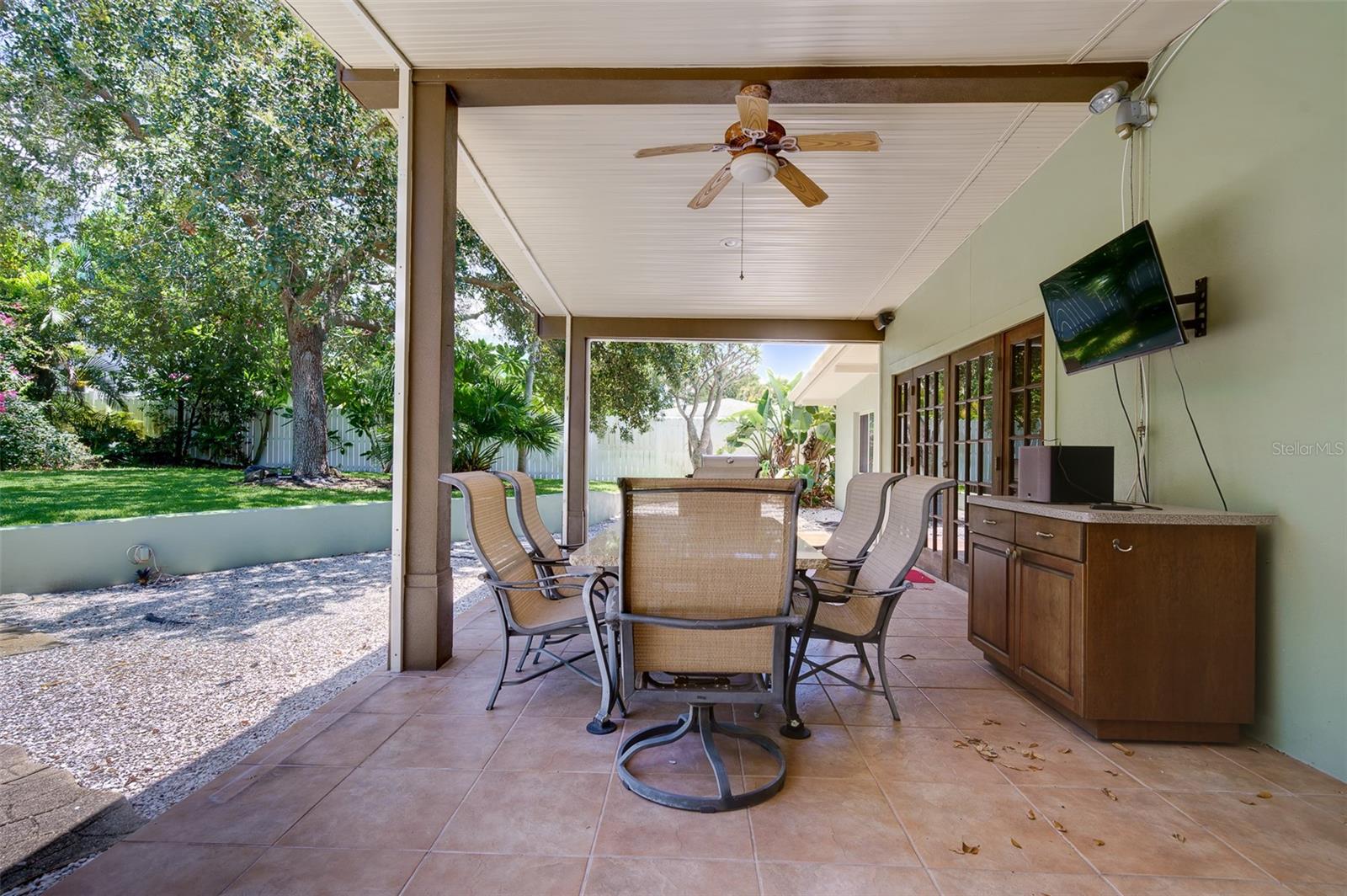 EAGLES NEST GARDENS ESTATES - Residential Lease