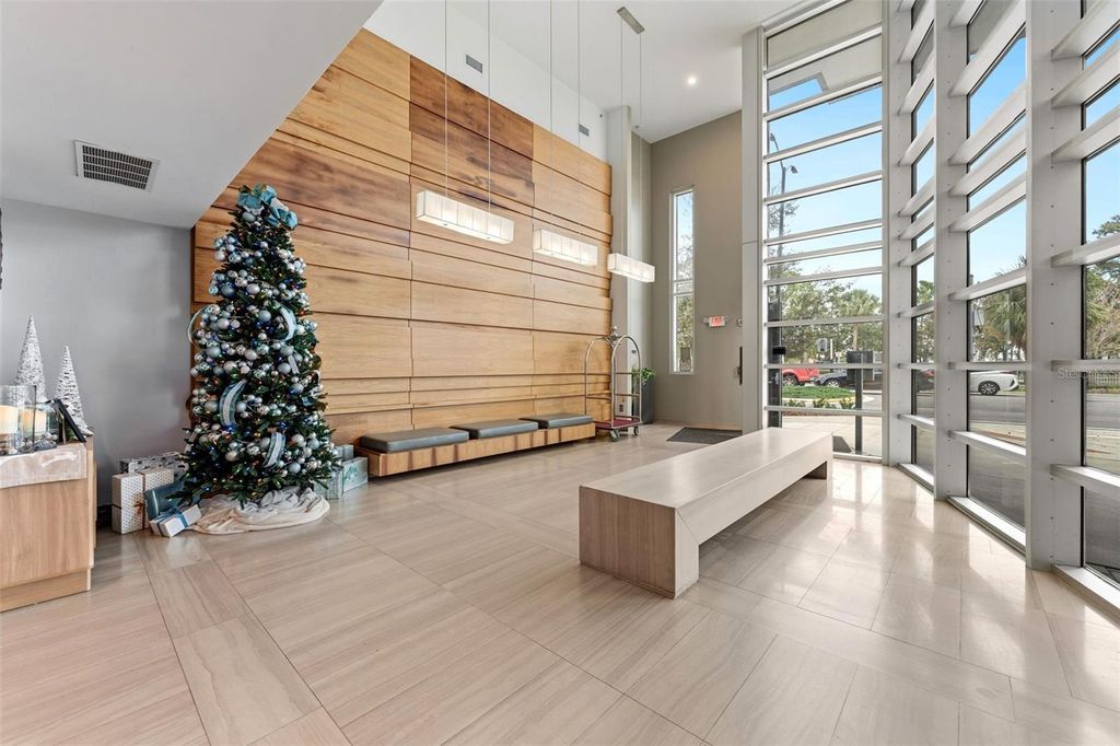 Photo of 912 Channelside Drive #2601, Tampa, FL 33602 (MLS # TB8455574)