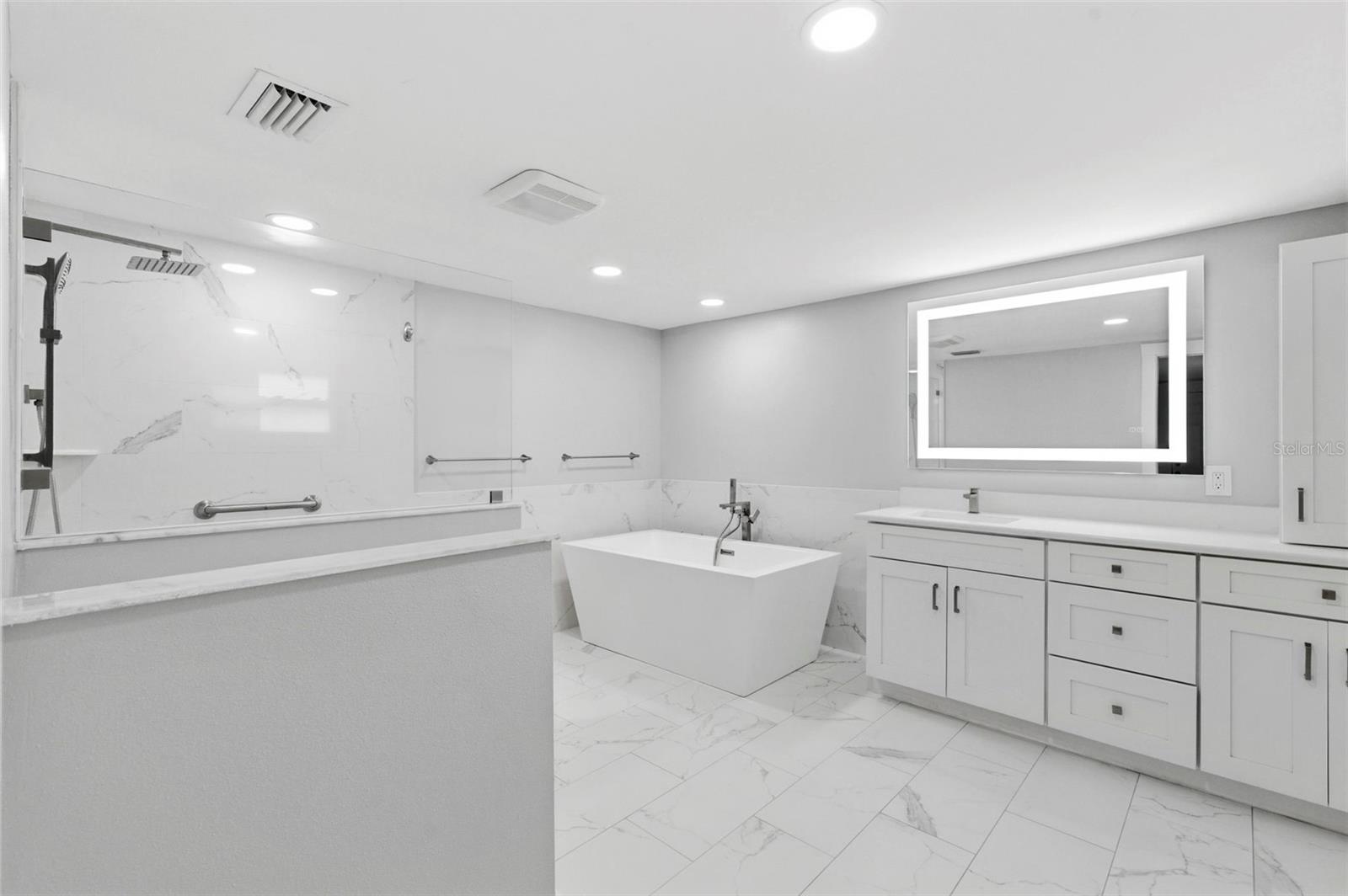 NORTH TAMPA HEIGHTS - Residential