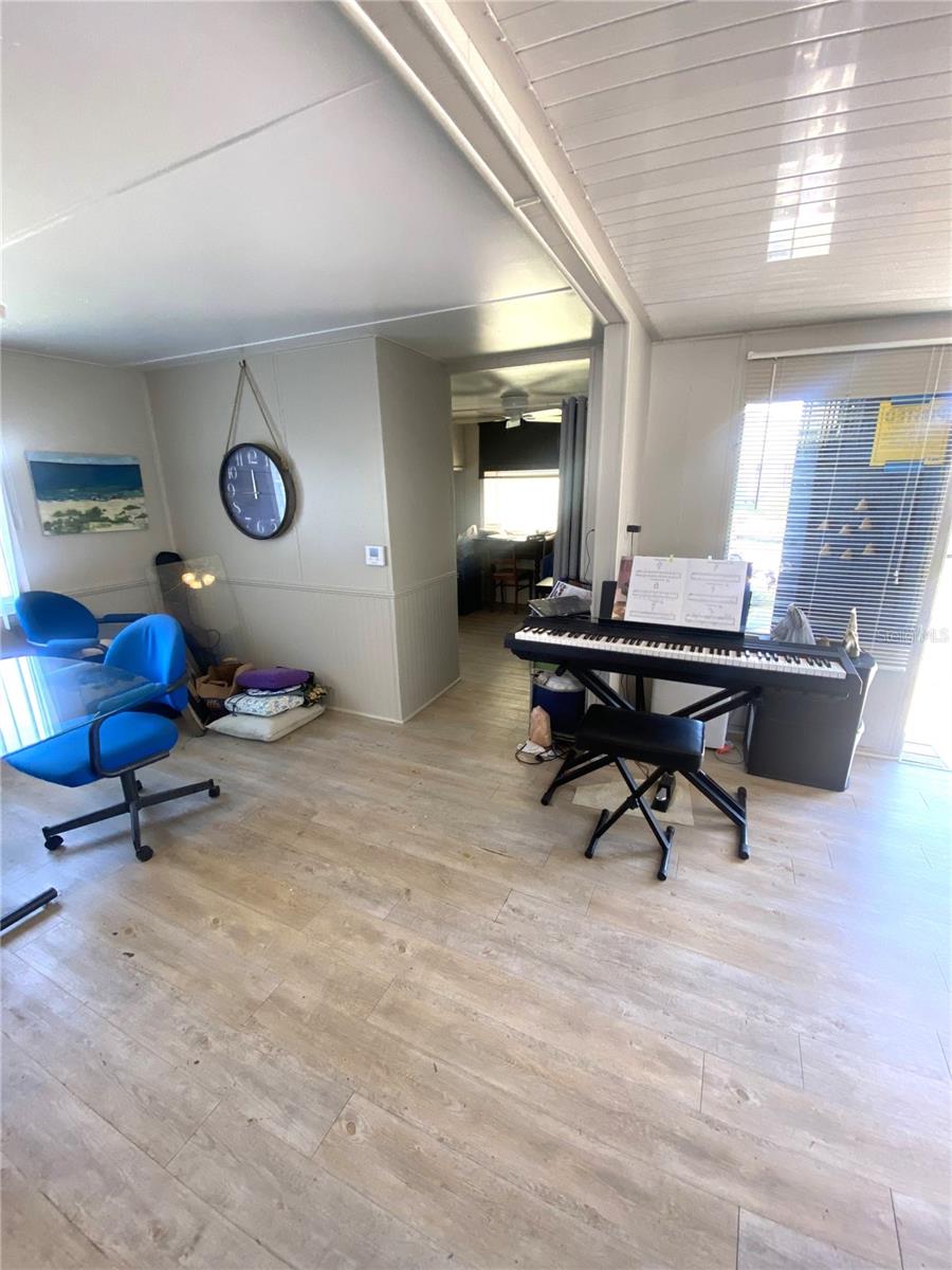 TRAILER ESTATES FOURTH ADD - Residential