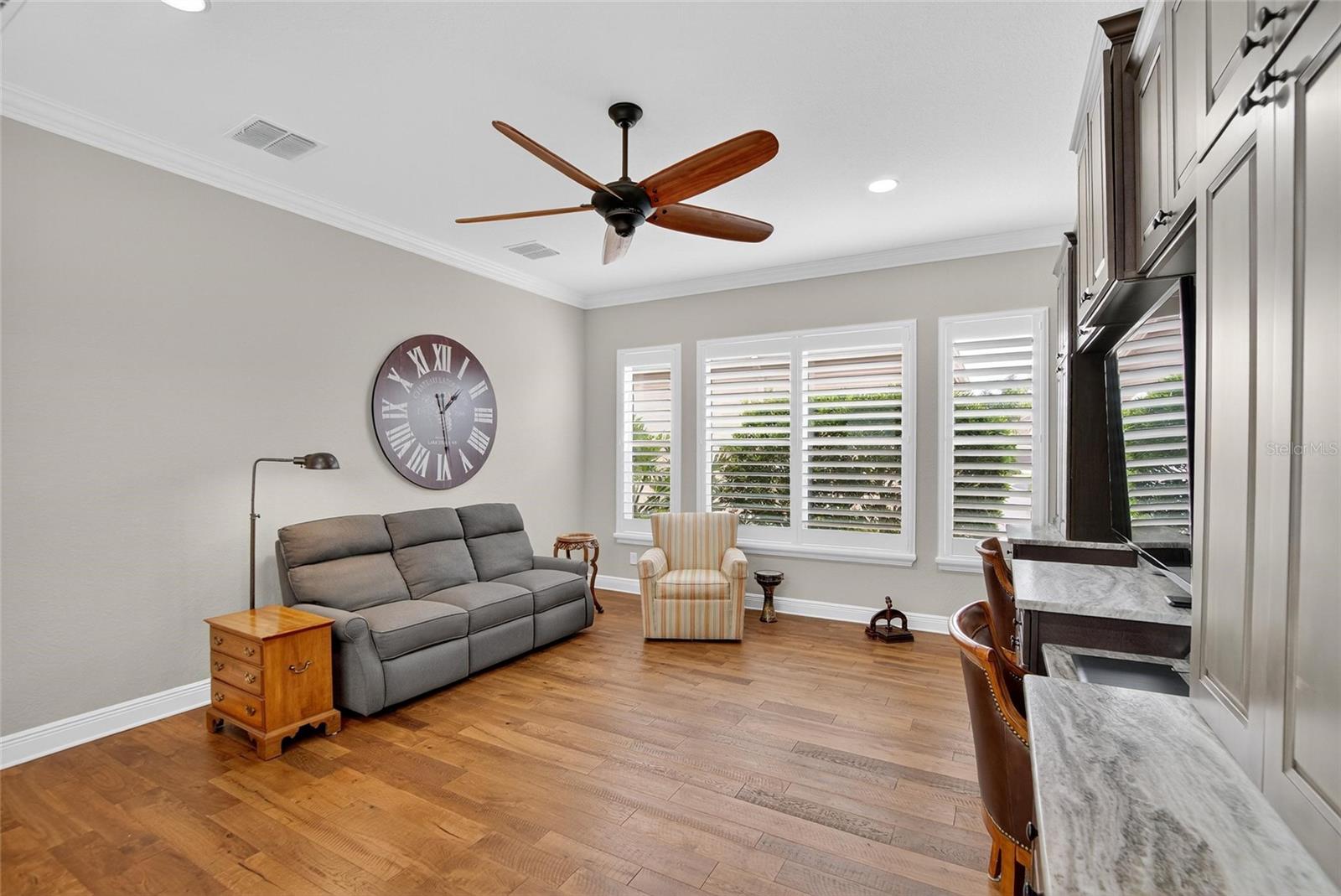 VALENCIA LAKES TR P - Residential