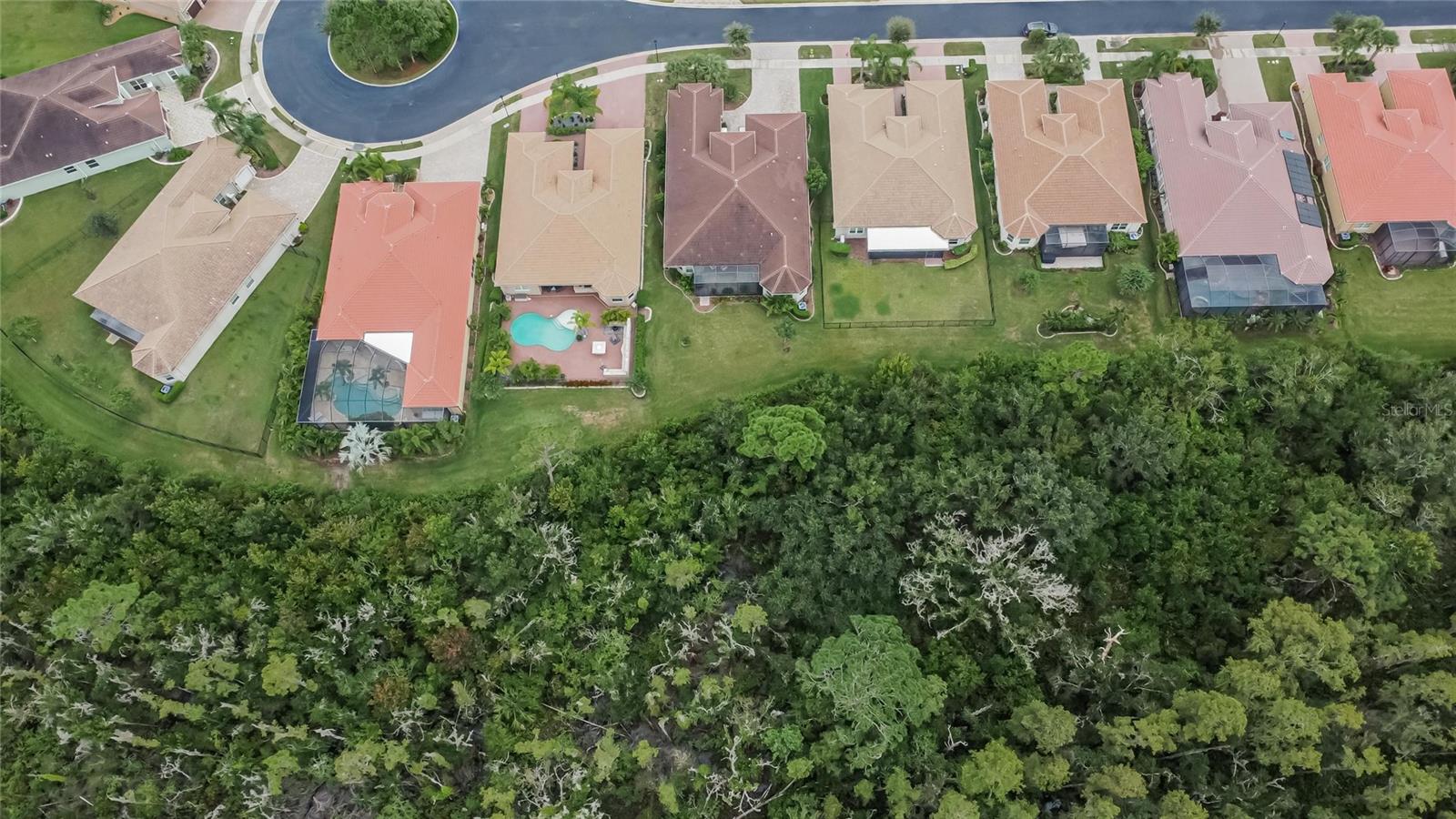 VALENCIA LAKES TR P - Residential