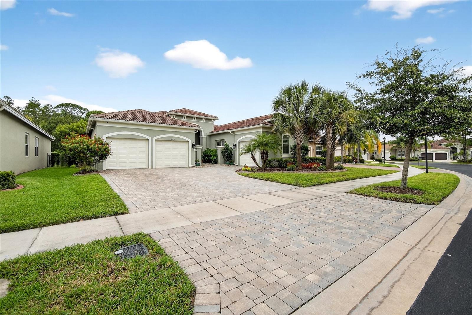 VALENCIA LAKES TR P - Residential