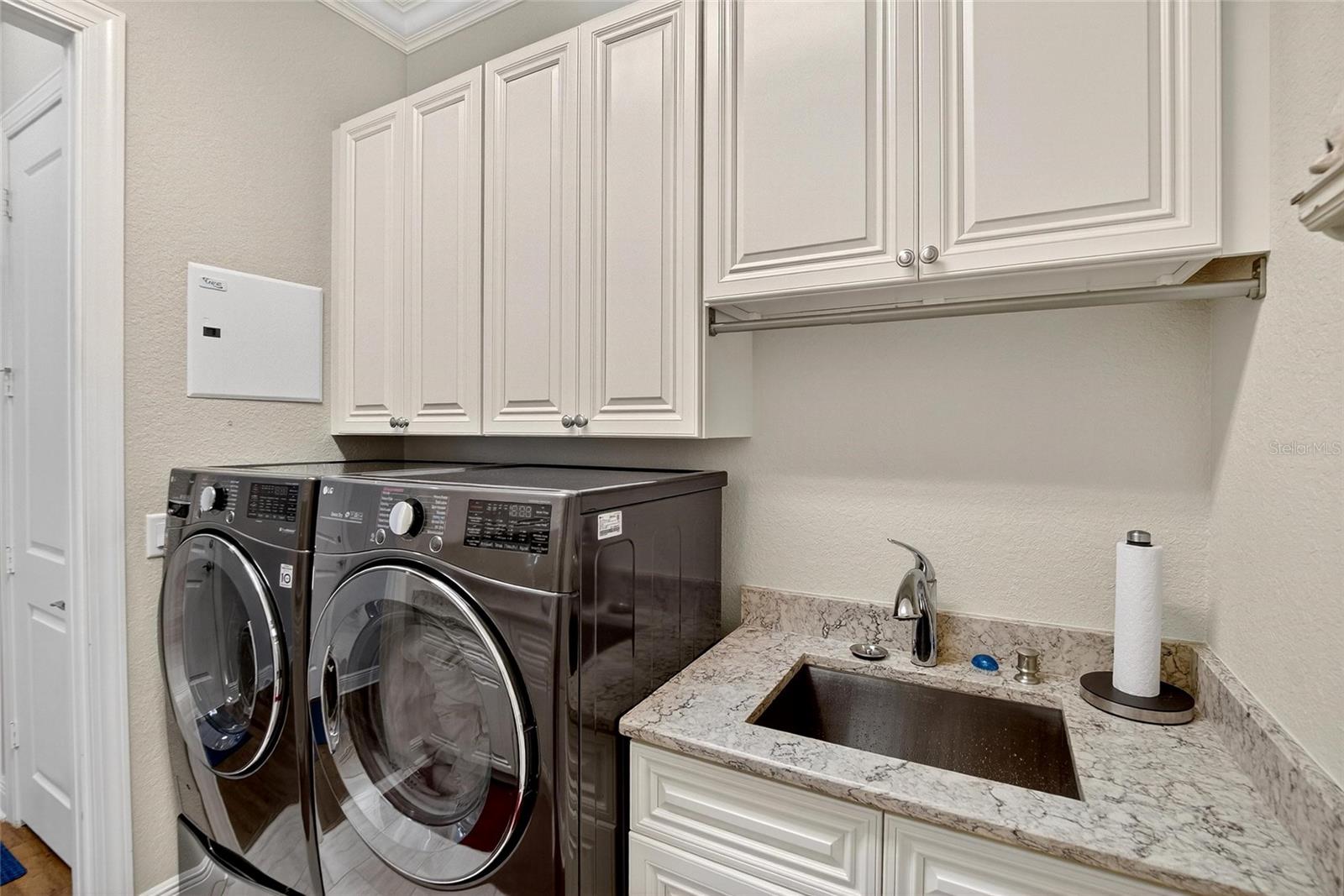 VALENCIA LAKES TR P - Residential