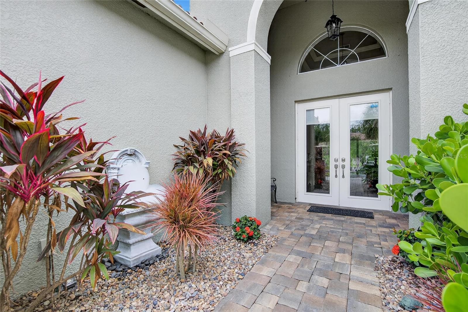 VALENCIA LAKES TR P - Residential