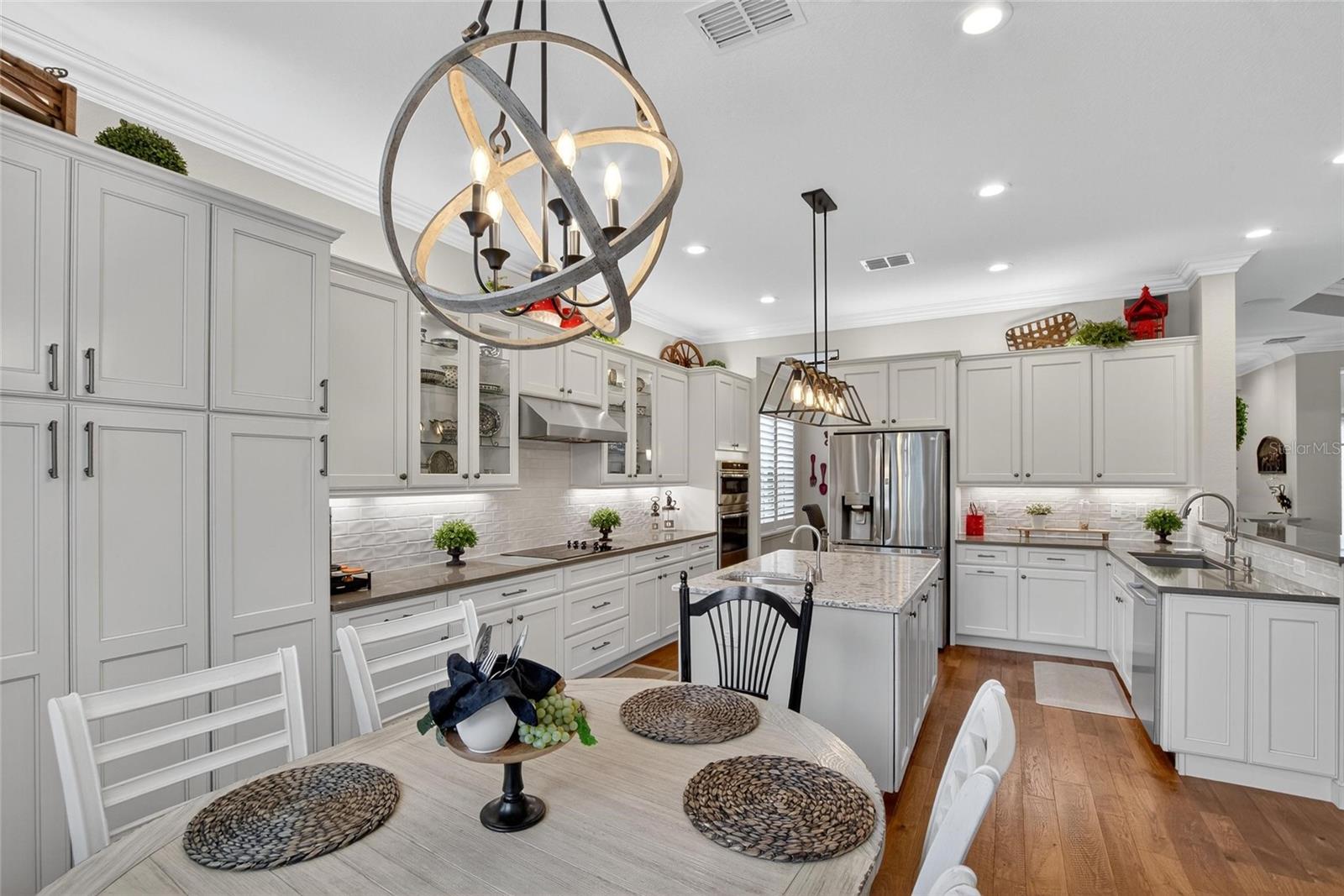 VALENCIA LAKES TR P - Residential