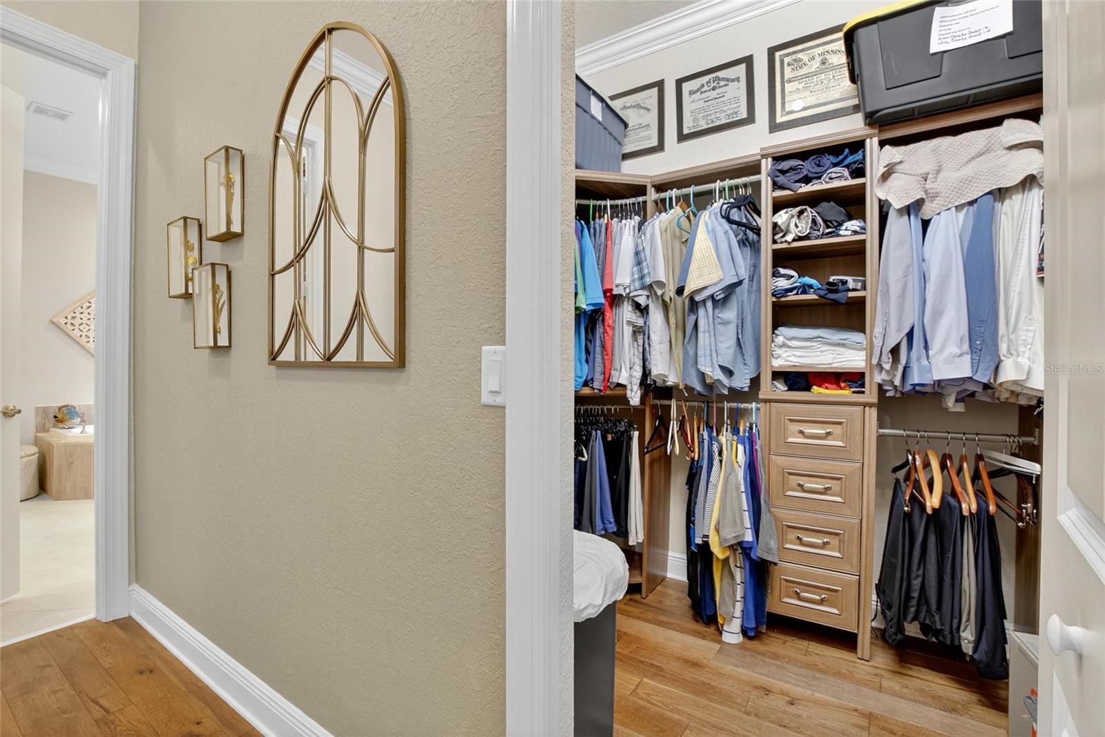 VALENCIA LAKES TR P - Residential