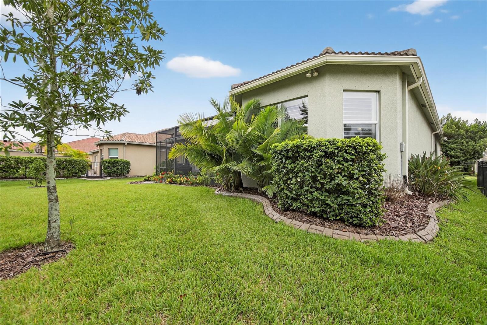 VALENCIA LAKES TR P - Residential