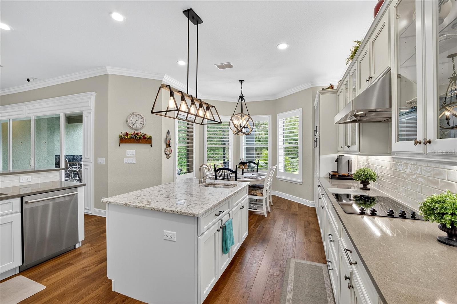 VALENCIA LAKES TR P - Residential