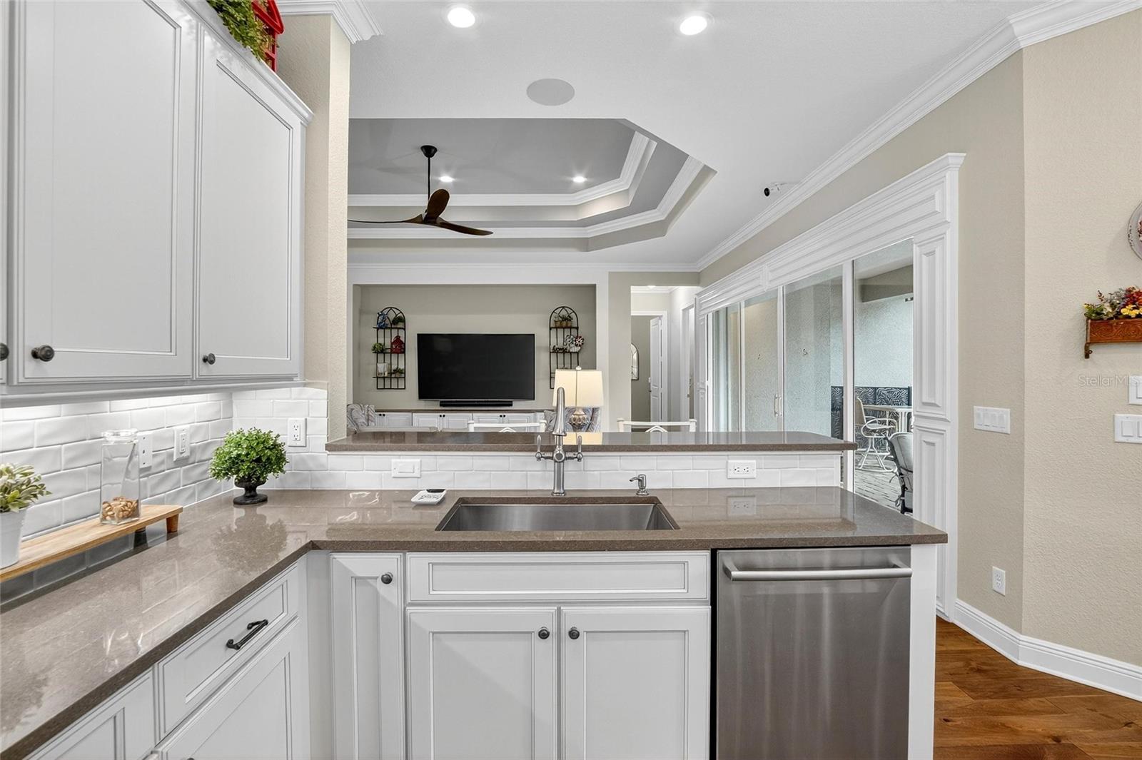 VALENCIA LAKES TR P - Residential