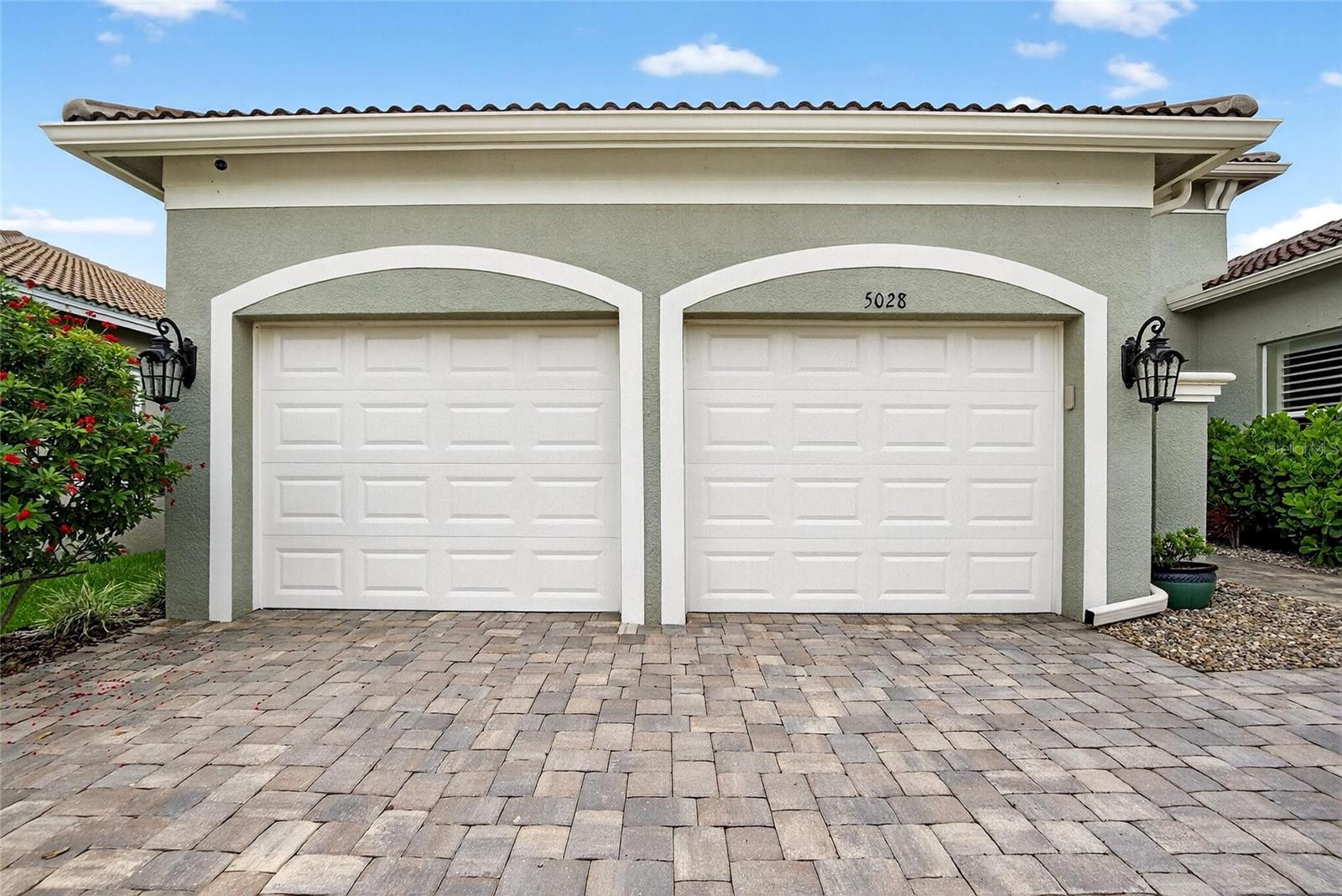 VALENCIA LAKES TR P - Residential