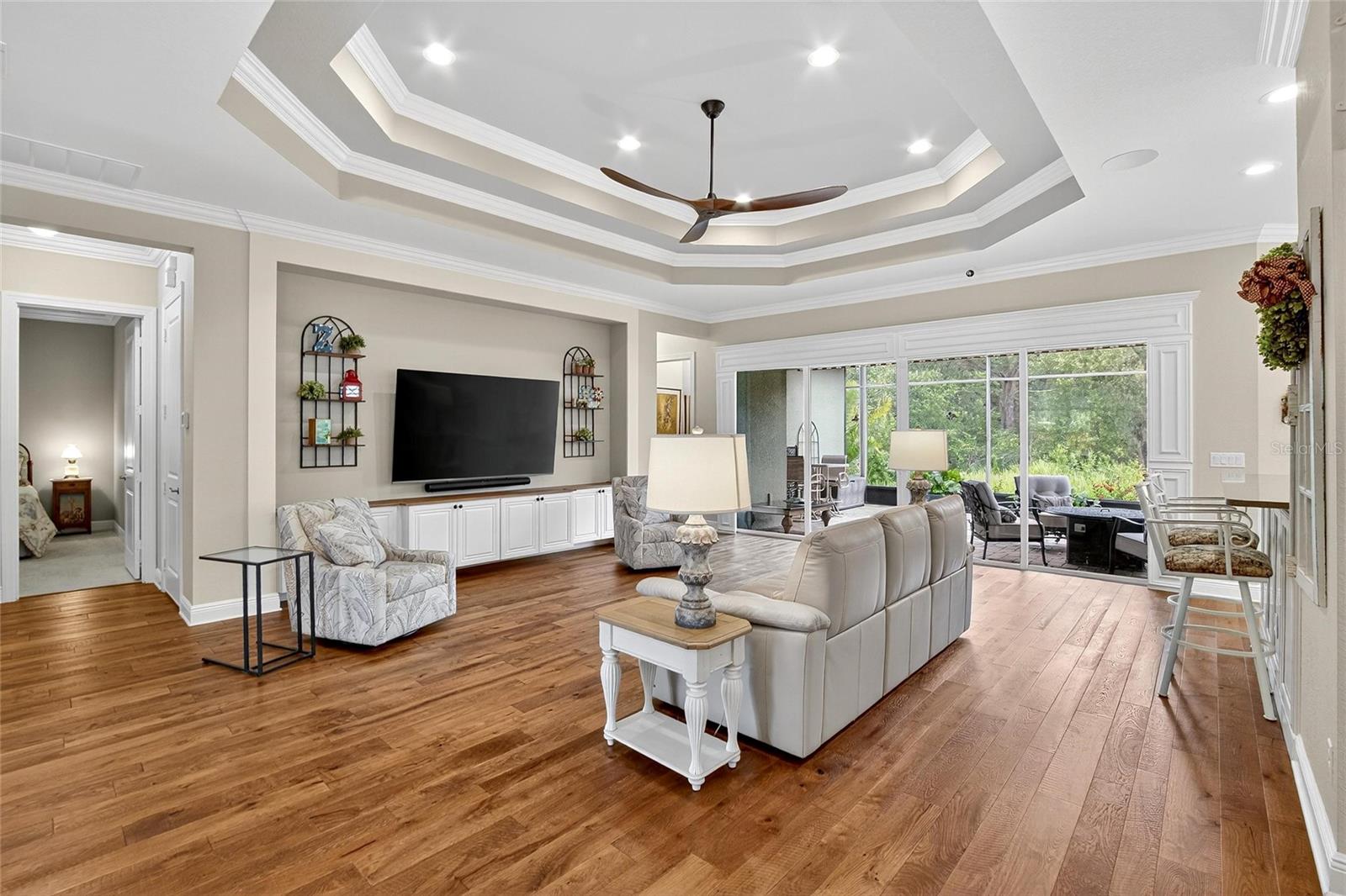 VALENCIA LAKES TR P - Residential