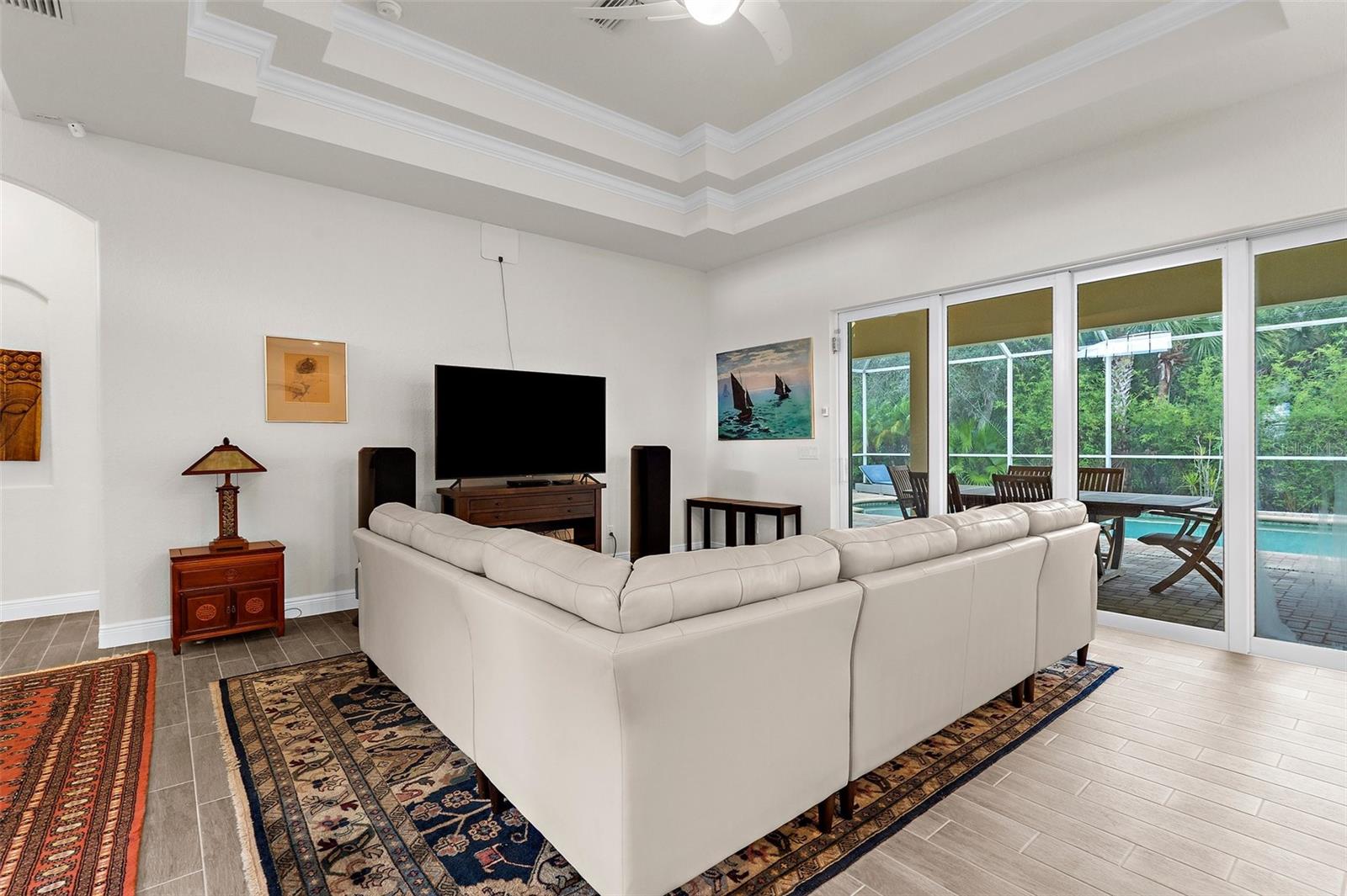 2453 HARBOUR DRIVE