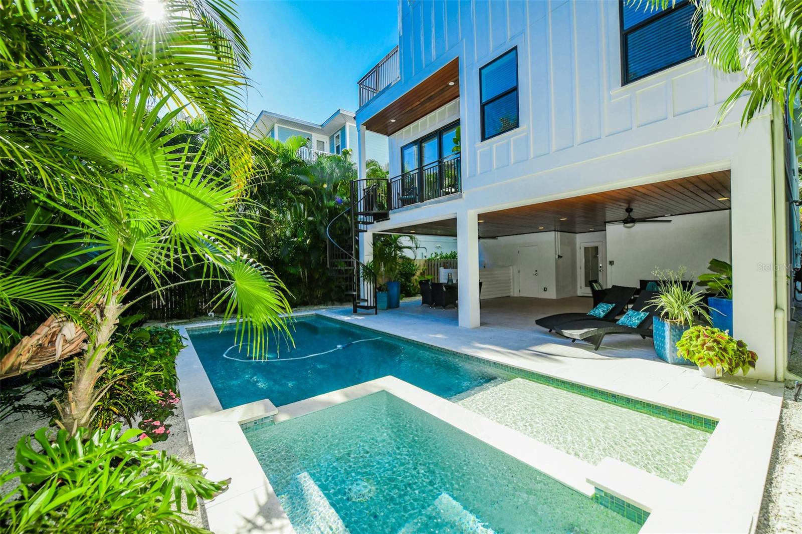 GULF VIEW SUB OF ANNA MARIA KEY - Residential