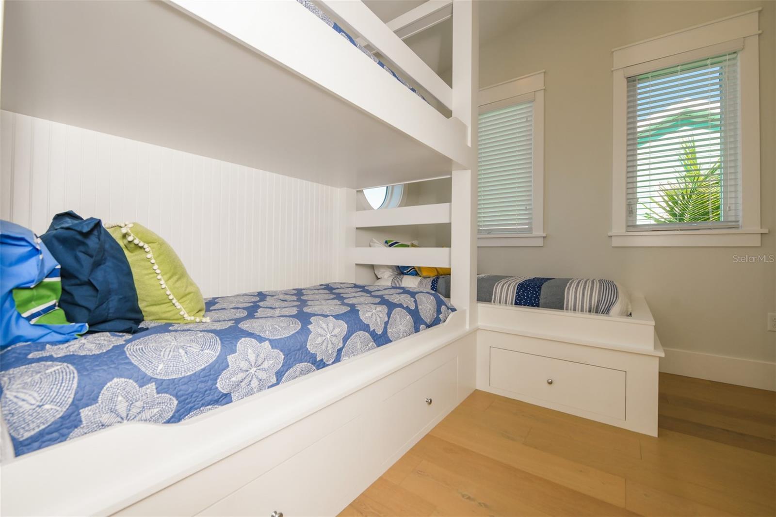 GULF VIEW SUB OF ANNA MARIA KEY - Residential