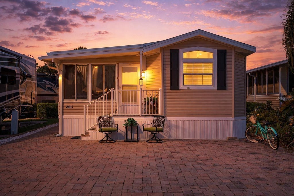Photo of 2411 Citrus Tree Road, Clermont, FL 34714 (MLS # O6432953)