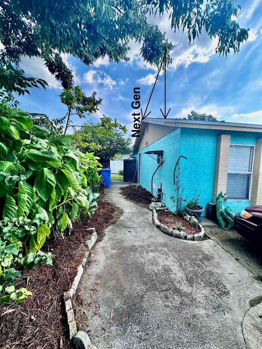 10116 WHEATLEY HILLS COURT