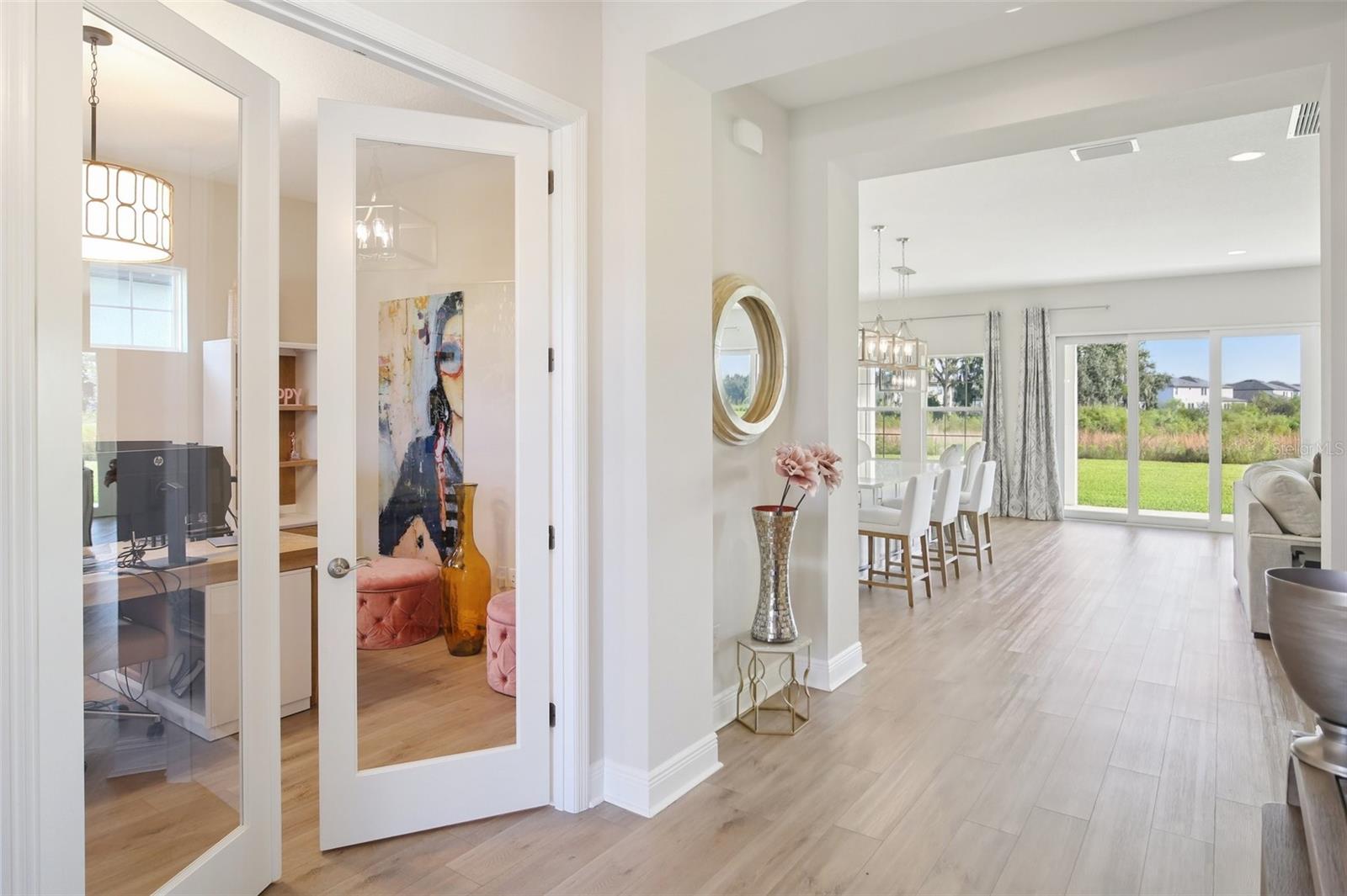 HINTON HAWKSTONE - Residential