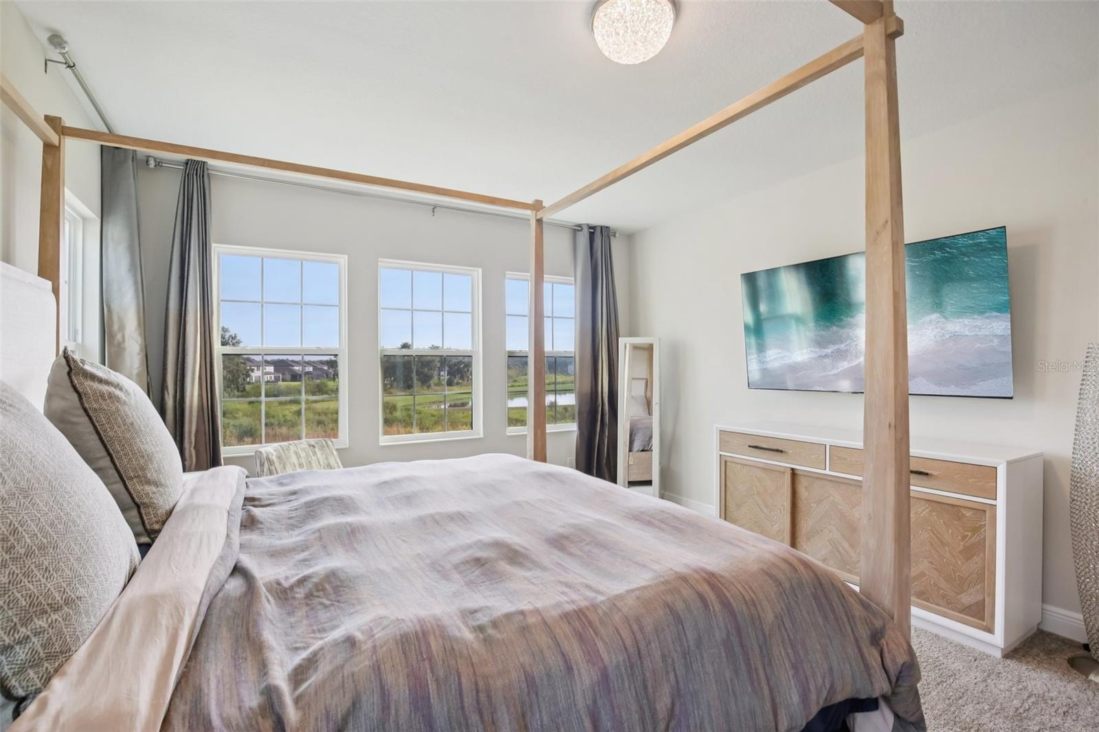HINTON HAWKSTONE - Residential