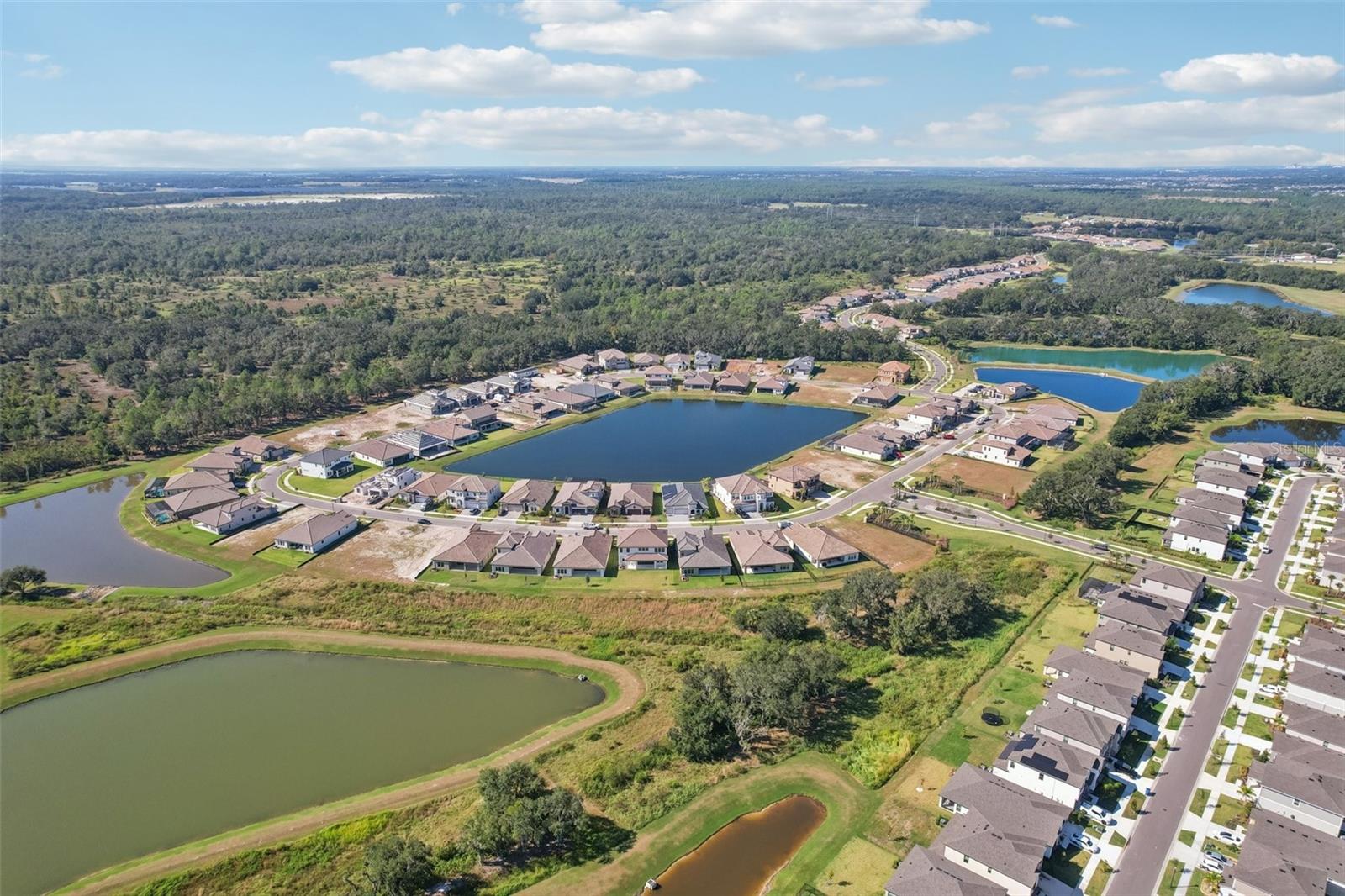 HINTON HAWKSTONE - Residential
