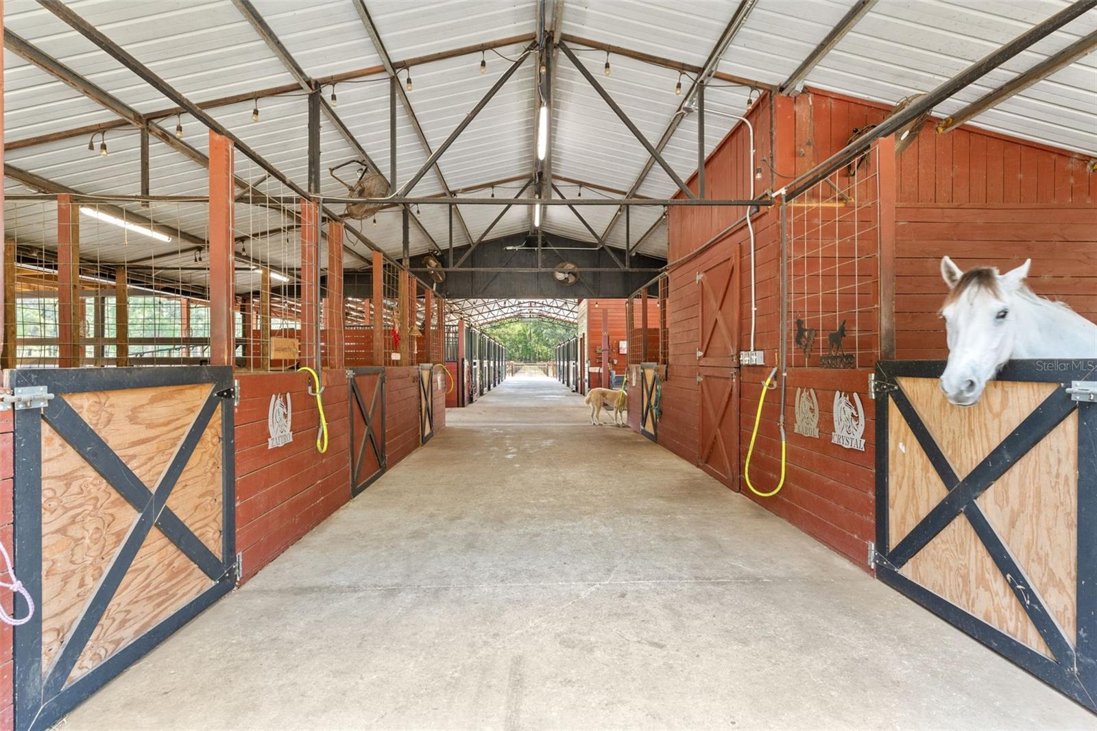 ACERAGE - Residential