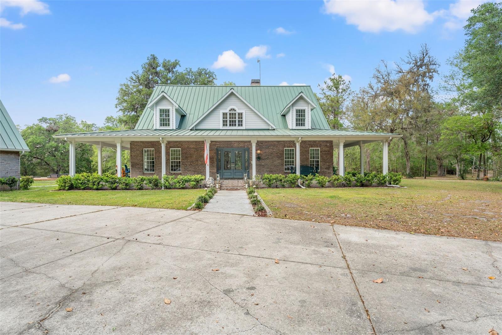 ACERAGE - Residential