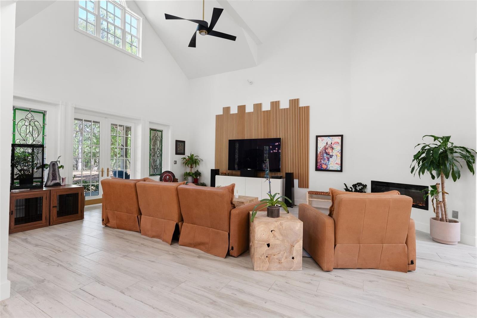 ACERAGE - Residential