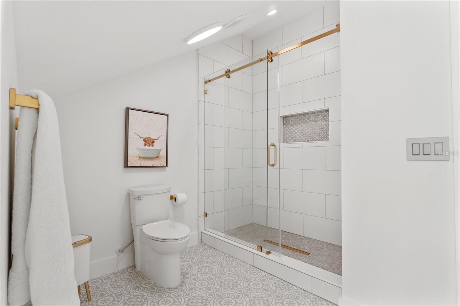 ACERAGE - Residential