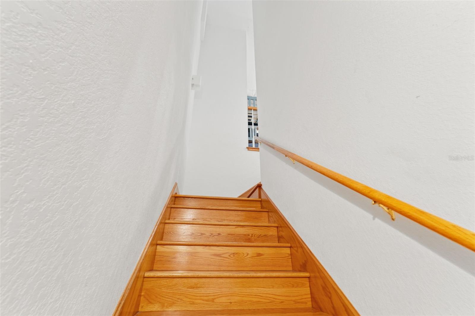 ACERAGE - Residential