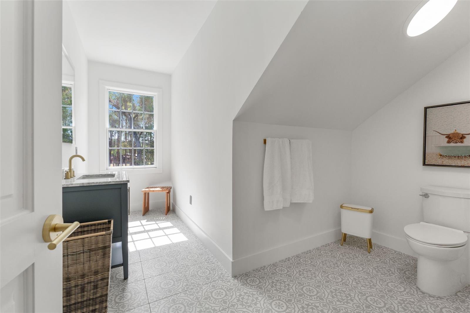 ACERAGE - Residential