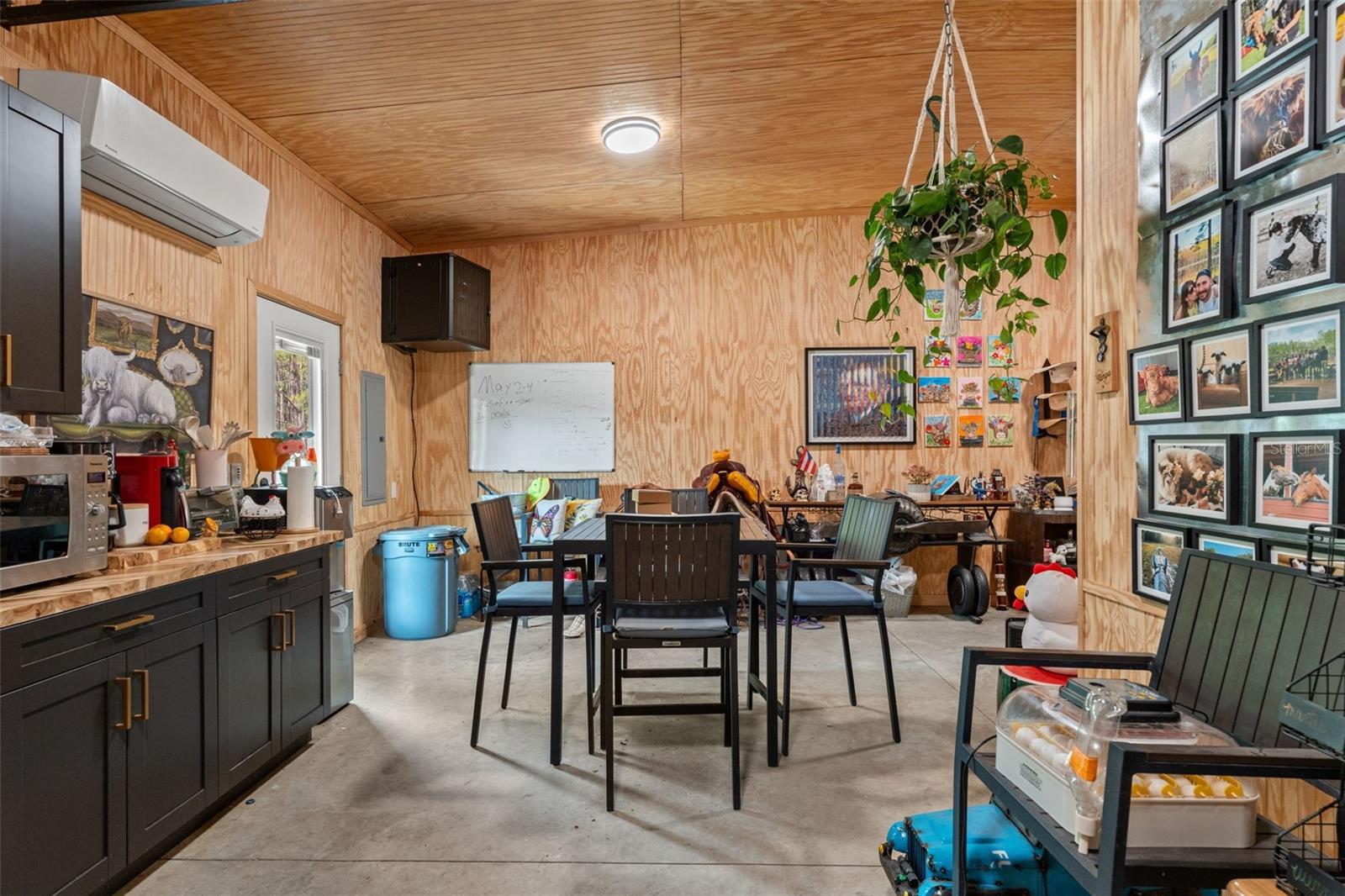 ACERAGE - Residential