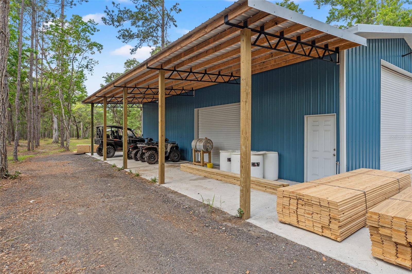 ACERAGE - Residential