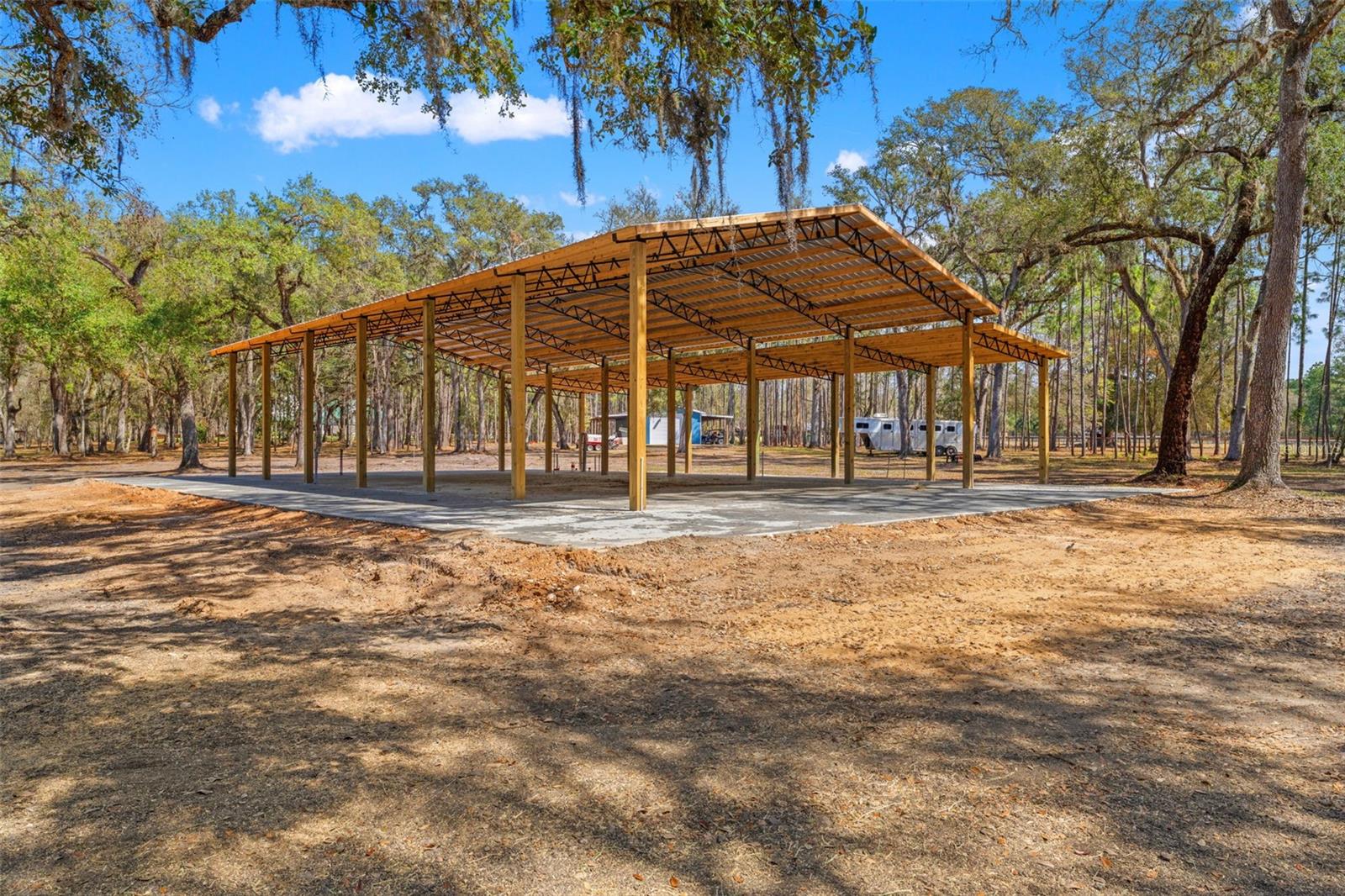 ACERAGE - Residential