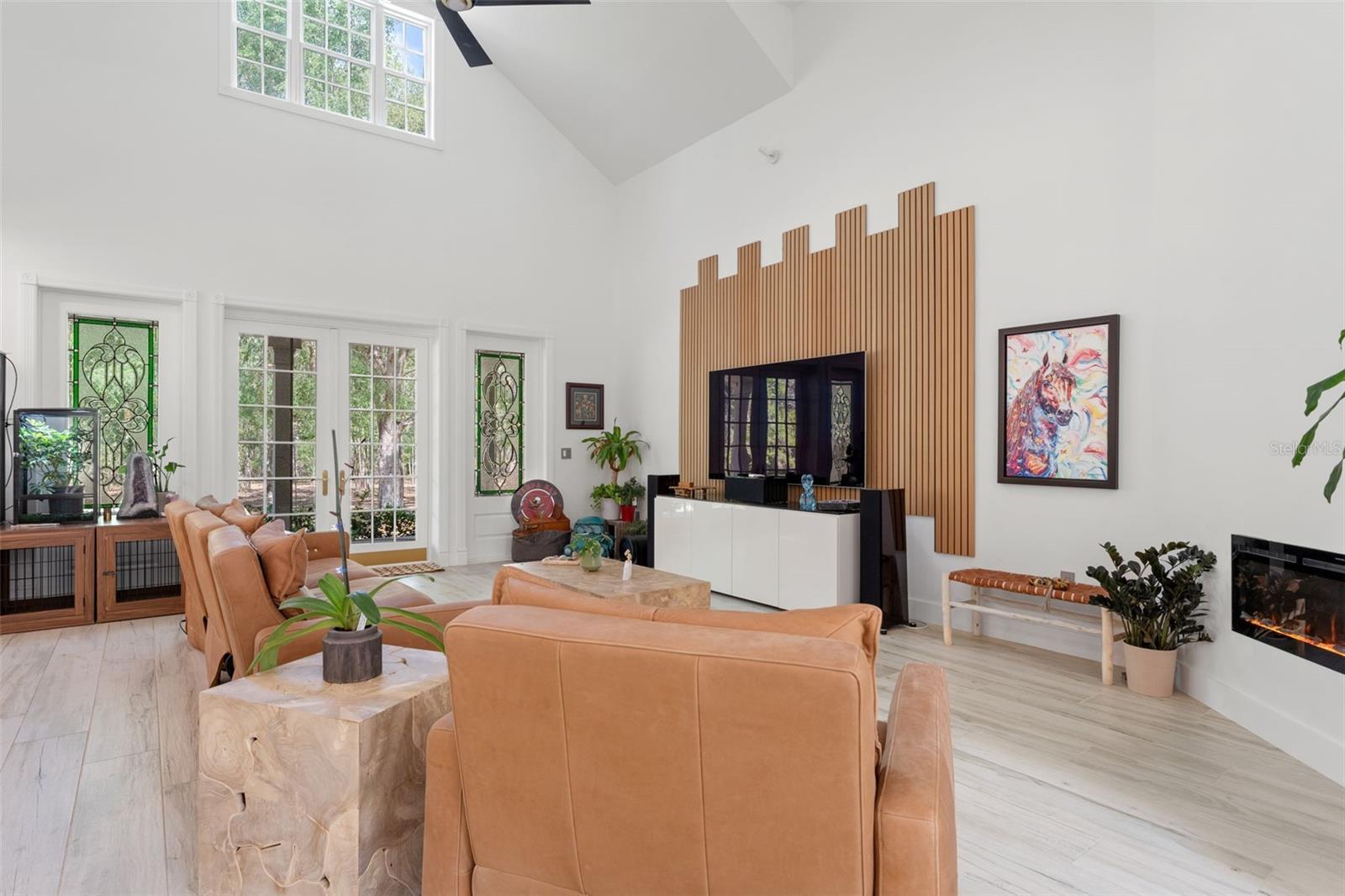 ACERAGE - Residential