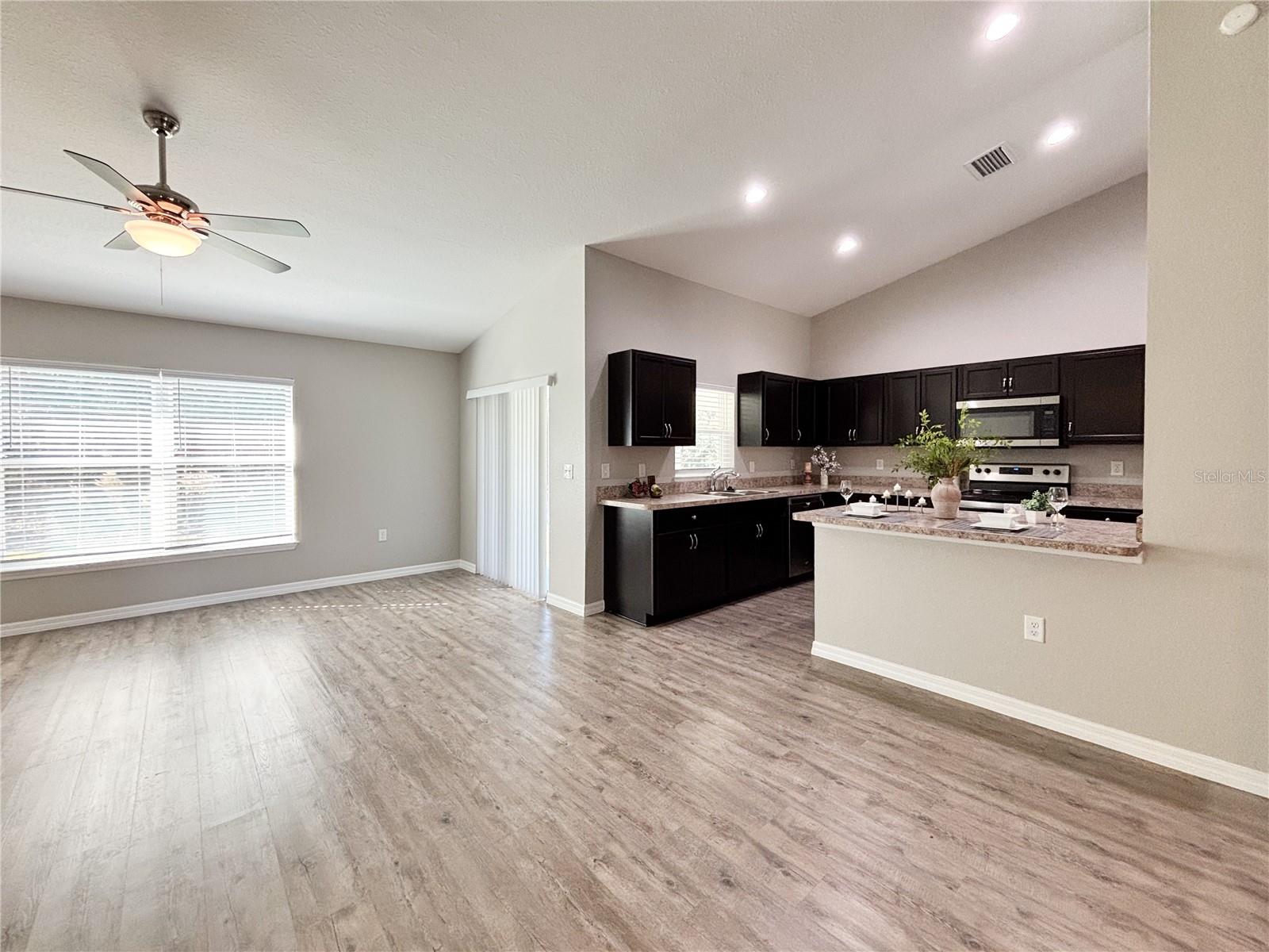 MARION OAKS UN NINE - Residential