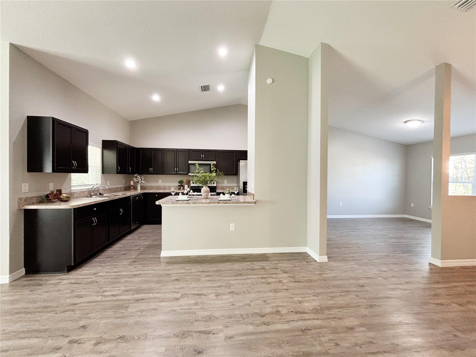 MARION OAKS UN NINE - Residential