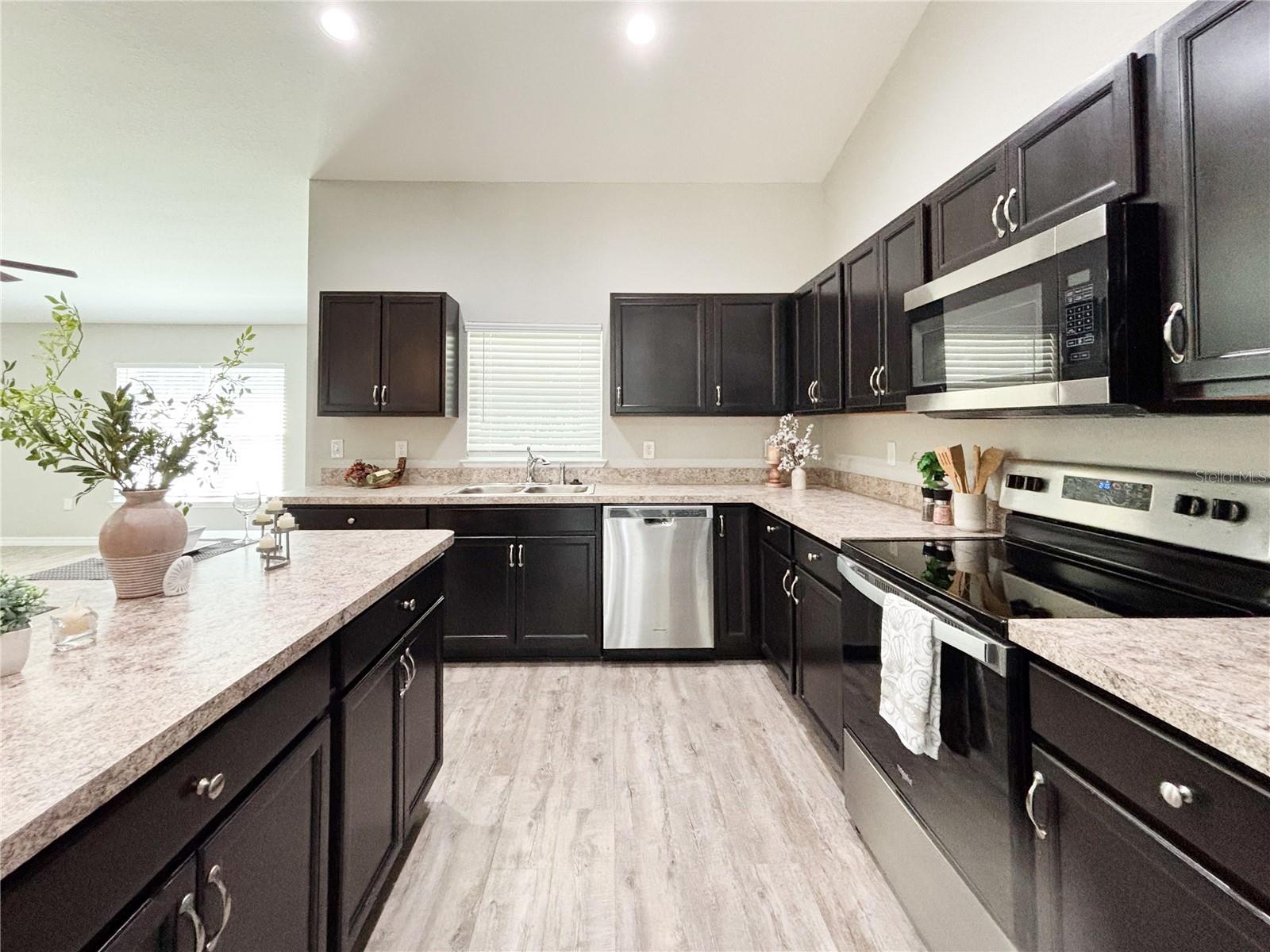 MARION OAKS UN NINE - Residential