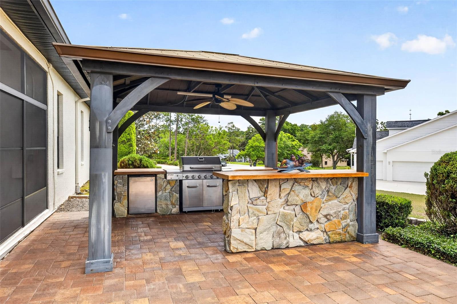 GRANDVIEW GROVE - Residential