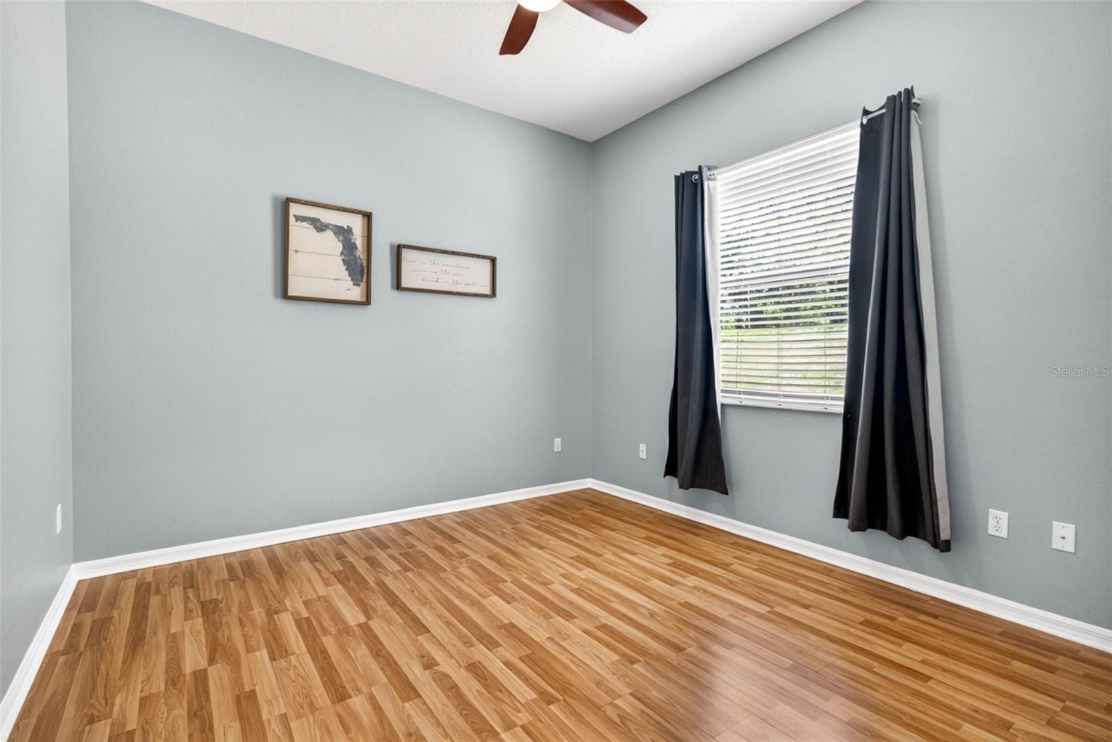 GRANDVIEW GROVE - Residential