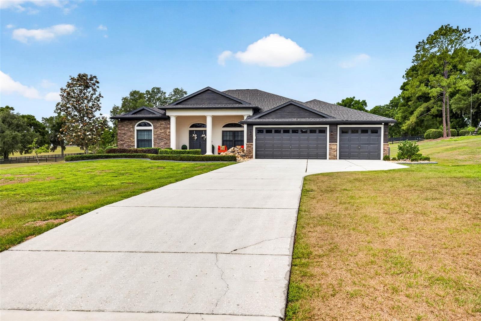 GRANDVIEW GROVE - Residential